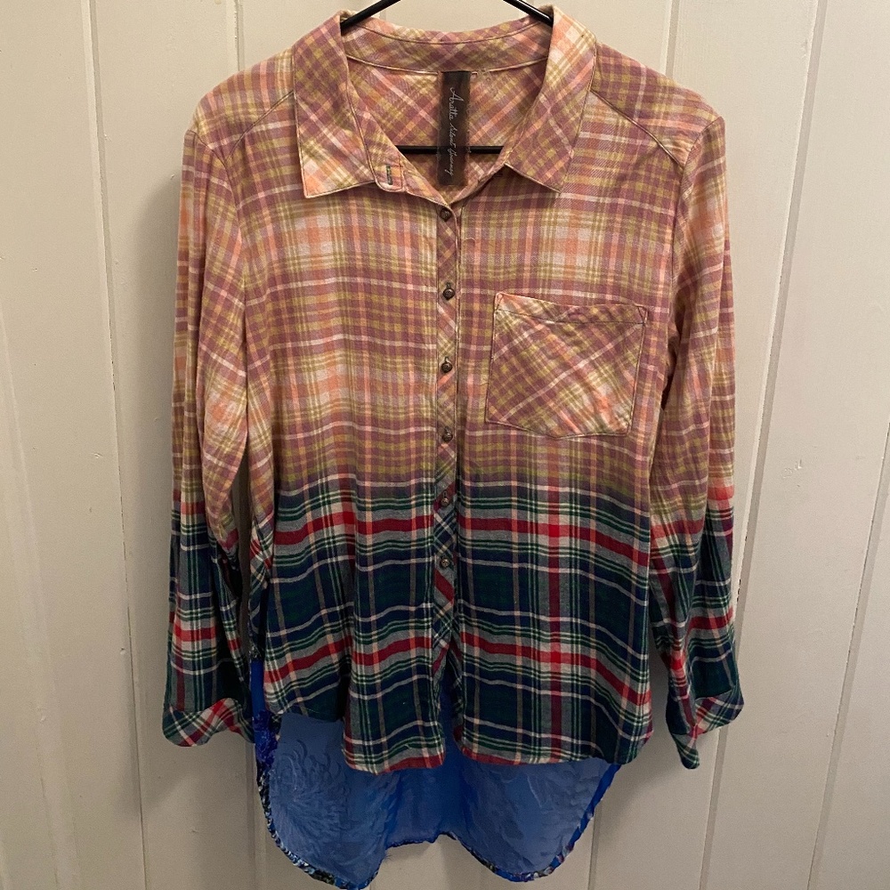 Aratta Women’s Washed Plaid Shirt